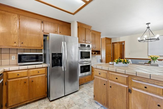 1449 Keagle Way, Lodi, CA 95242
