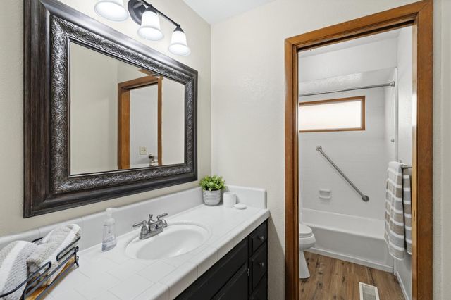 1449 Keagle Way, Lodi, CA 95242