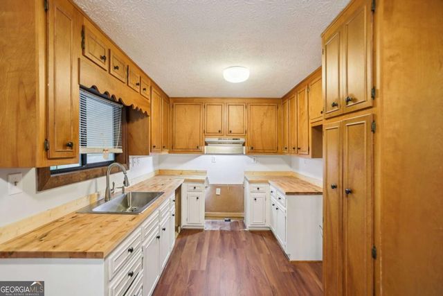 4859 Port Drive, Douglasville, GA 30135