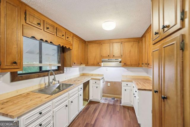 4859 Port Drive, Douglasville, GA 30135