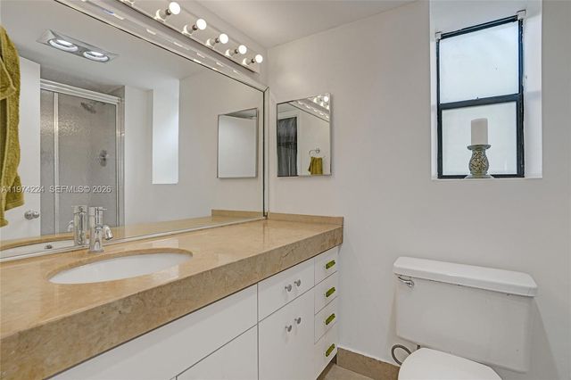 20291 NE 30th Ave 112, Aventura, FL 33180