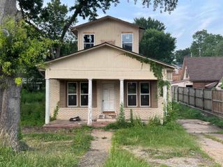 311 W COURT AVE, Selmer, TN 38375
