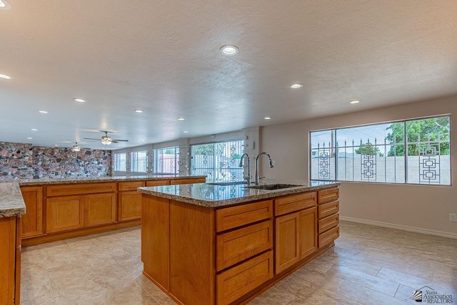 1525 S 9 Ave, Yuma, AZ 85364