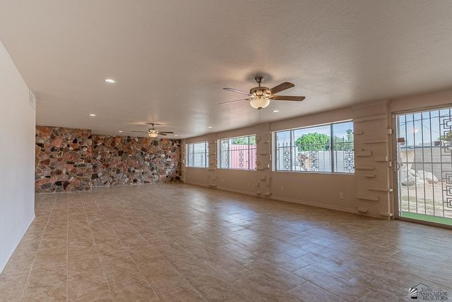 1525 S 9 Ave, Yuma, AZ 85364