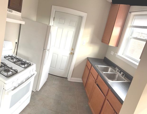 3906 N Central Avenue 2B, Chicago, IL 60634