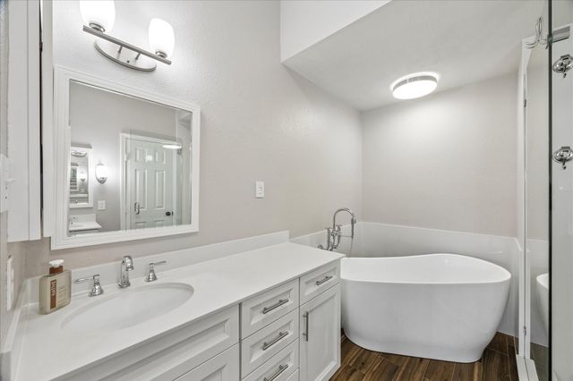 406 Smith Lane, League City, TX 77573