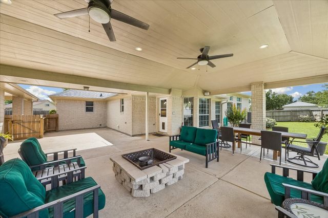 406 Smith Lane, League City, TX 77573