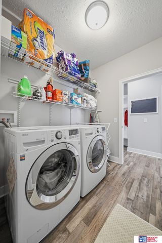 20608 Camelback Avenue, Gretna, NE 68028