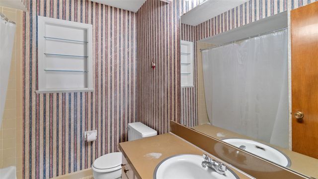 3412 Fairway Drive, Wharton, TX 77488