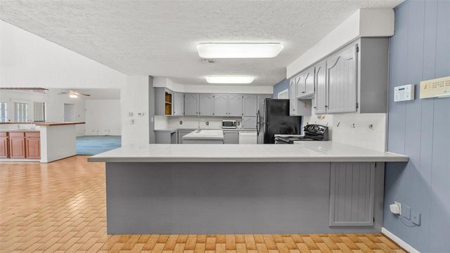 3412 Fairway Drive, Wharton, TX 77488