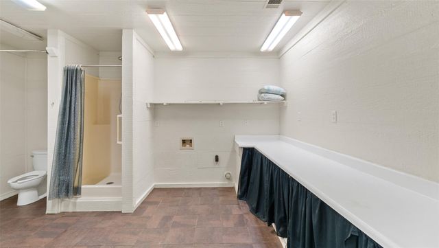 3412 Fairway Drive, Wharton, TX 77488