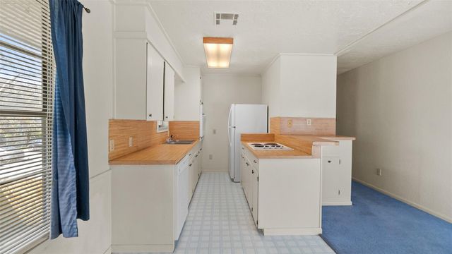 3412 Fairway Drive, Wharton, TX 77488