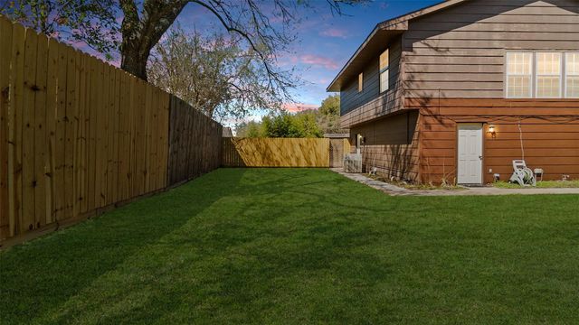 3412 Fairway Drive, Wharton, TX 77488