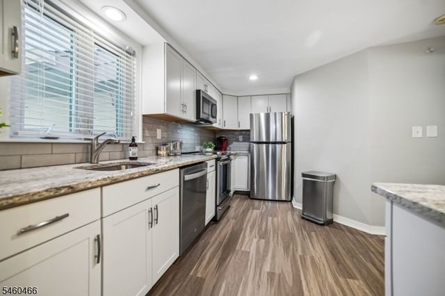 6 F Somerset Hills Ct F, Bernardsville Boro, NJ 07924