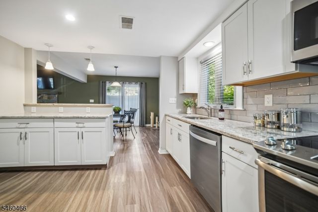 6 F Somerset Hills Ct F, Bernardsville Boro, NJ 07924