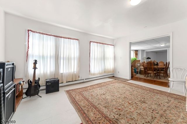 78 Girard Pl, Newark City, NJ 07108