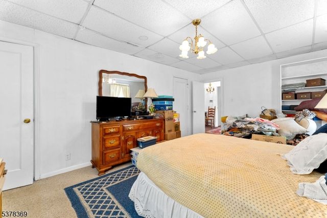 78 Girard Pl, Newark City, NJ 07108