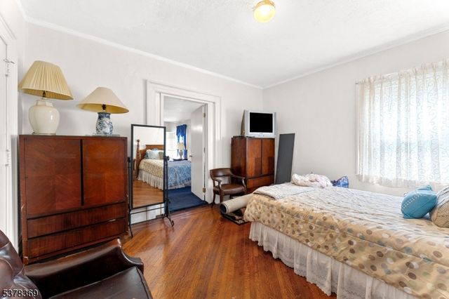 78 Girard Pl, Newark City, NJ 07108