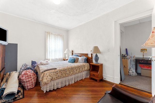 78 Girard Pl, Newark City, NJ 07108