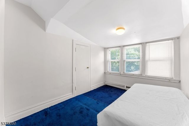 78 Girard Pl, Newark City, NJ 07108