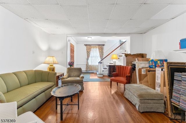 78 Girard Pl, Newark City, NJ 07108