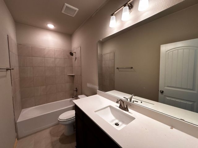 165 Big sky Road, Decatur, TX 76234