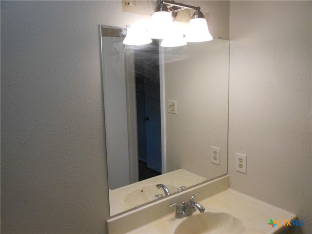 333 Briarwood Drive, New Braunfels, TX 78130