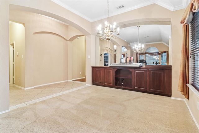 621 Candle Meadow Boulevard, Desoto, TX 75115