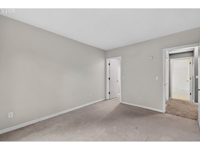 8720 Sw TUALATIN Rd 210, Tualatin, OR 97062