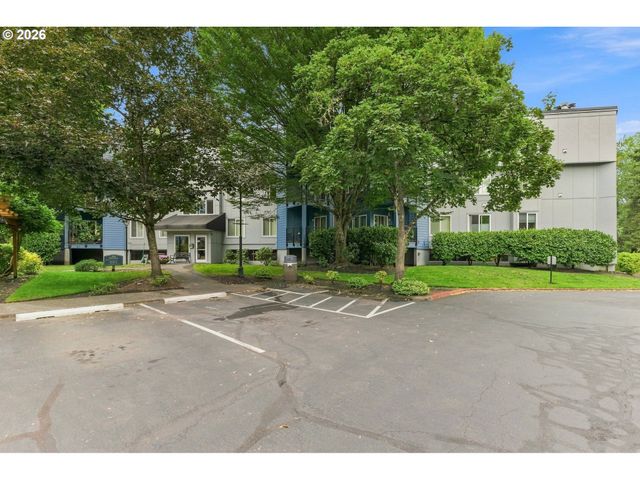8720 Sw TUALATIN Rd 210, Tualatin, OR 97062
