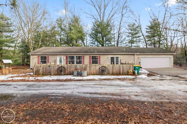 4425 Atkins Road, Port Huron, MI 48060