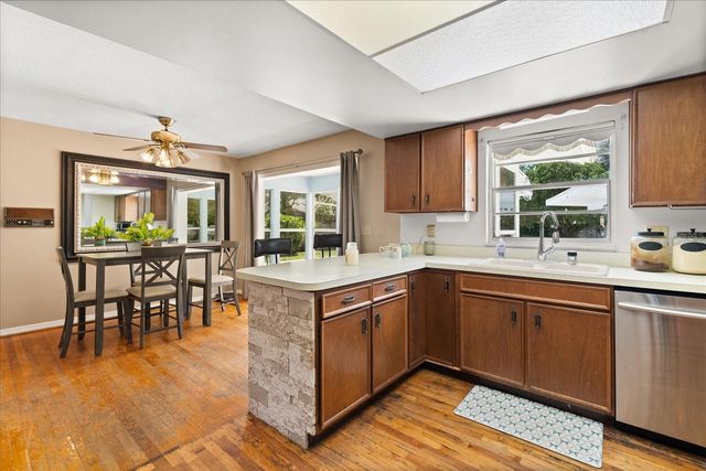 2906 E GRANT AVENUE, Orlando, FL 32806