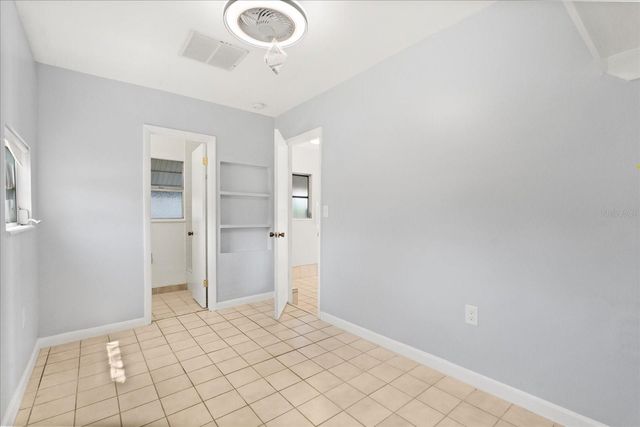 2906 E GRANT AVENUE, Orlando, FL 32806