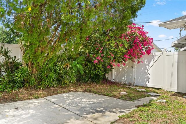 2906 E GRANT AVENUE, Orlando, FL 32806