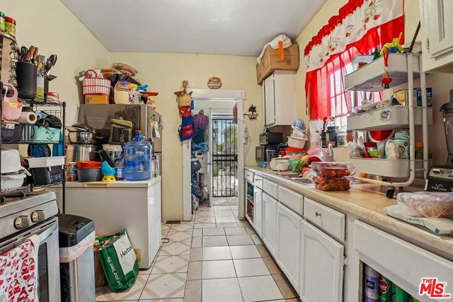 746 E 32nd Street, Los Angeles, CA 90011