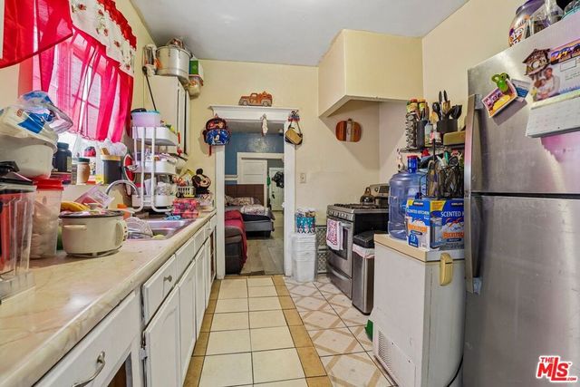 746 E 32nd Street, Los Angeles, CA 90011