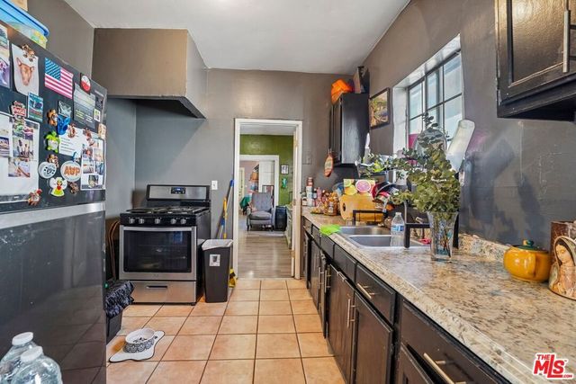746 E 32nd Street, Los Angeles, CA 90011