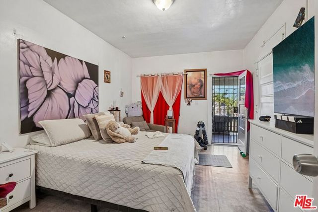 746 E 32nd Street, Los Angeles, CA 90011