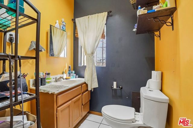 746 E 32nd Street, Los Angeles, CA 90011