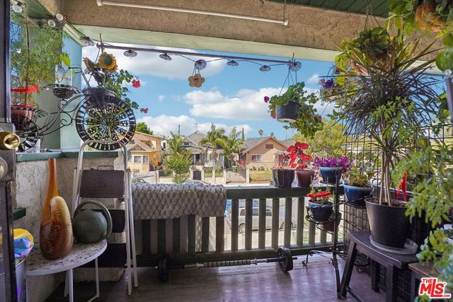 746 E 32nd Street, Los Angeles, CA 90011