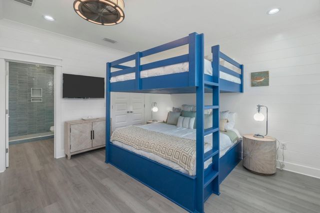 4553 Luke Avenue, Destin, FL 32541