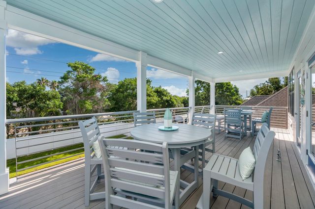 4553 Luke Avenue, Destin, FL 32541