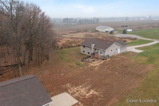 3905 Sunset View, Wayland, MI 49348