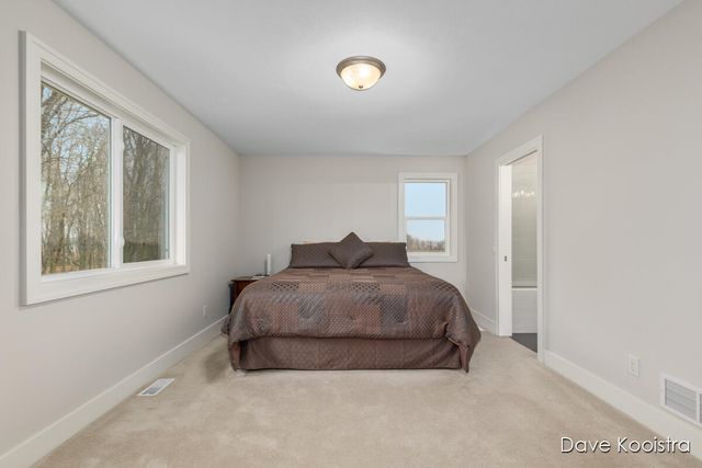 3905 Sunset View, Wayland, MI 49348