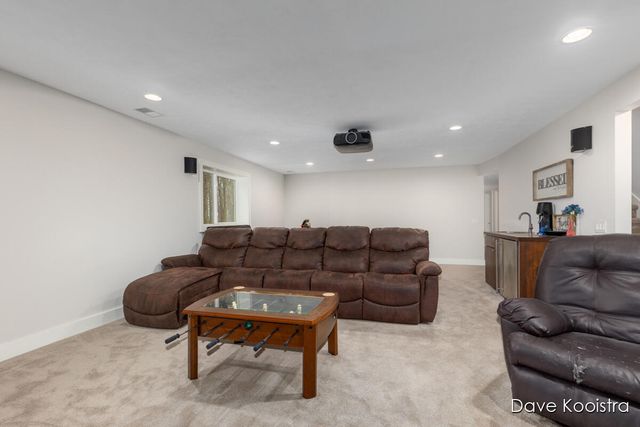 3905 Sunset View, Wayland, MI 49348