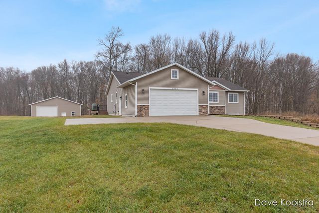 3905 Sunset View, Wayland, MI 49348