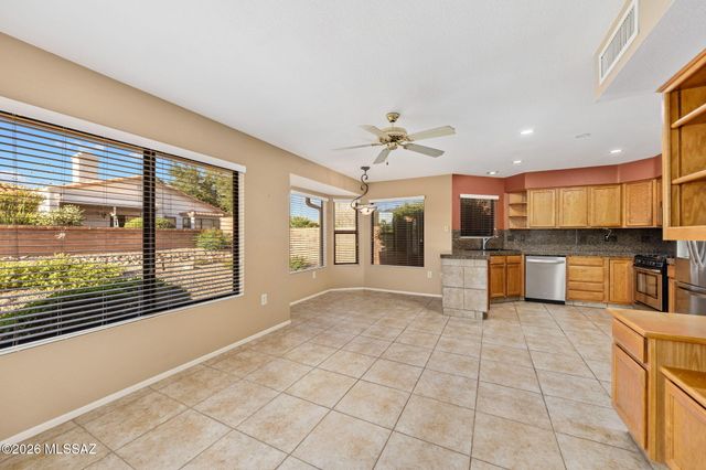 1029 E Rising Sun Drive, Oro Valley, AZ 85755