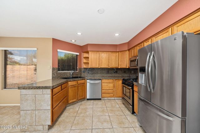 1029 E Rising Sun Drive, Oro Valley, AZ 85755