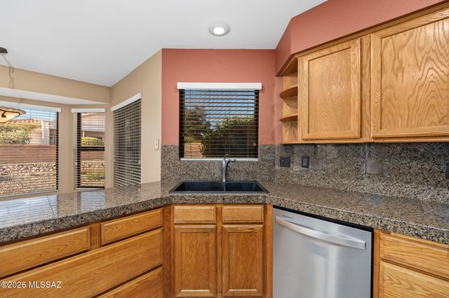 1029 E Rising Sun Drive, Oro Valley, AZ 85755