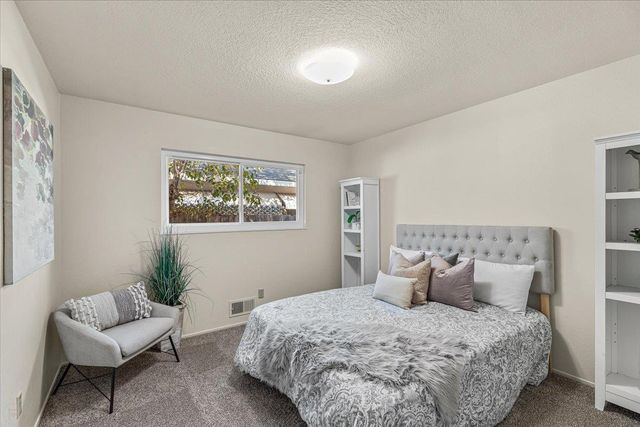 3724 Columbine Dr, Modesto, CA 95356